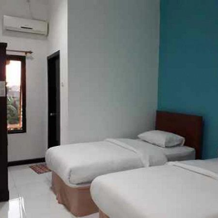 Reddoorz At Hotel Rumberpon 소롱 외부 사진