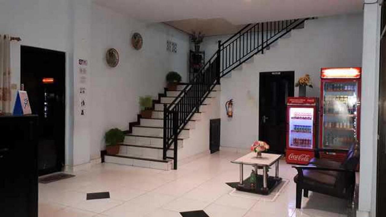 Reddoorz At Hotel Rumberpon 소롱 외부 사진